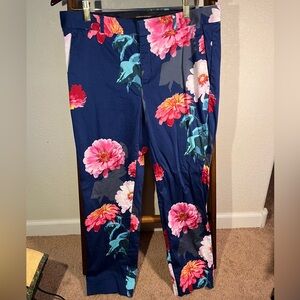 Colorful floral pants Banana Republic size 10, fun yet professional!